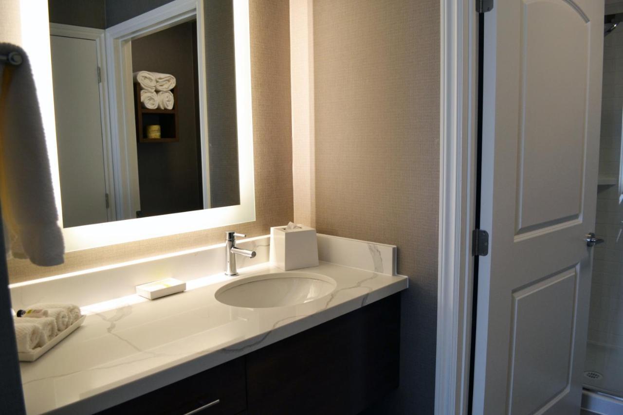 Staybridge Suites - Red Deer North, An Ihg Hotel Quarto foto